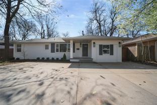 1034 W Boyd St #1 - Photo 1 of 1