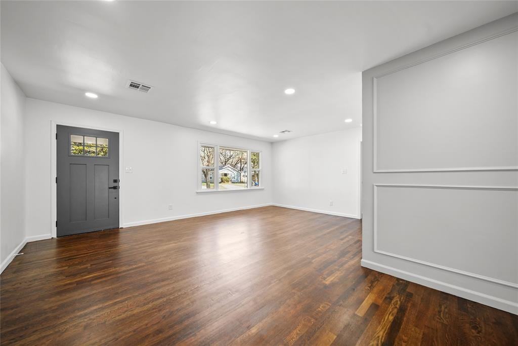 1034 W Boyd St #1 - Photo 5 of 23