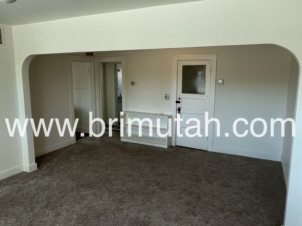 684 W Center St #1 - Photo 2 of 9