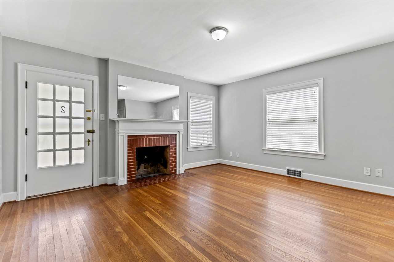 1901 Nicholasville Rd #2 - Photo 6 of 25
