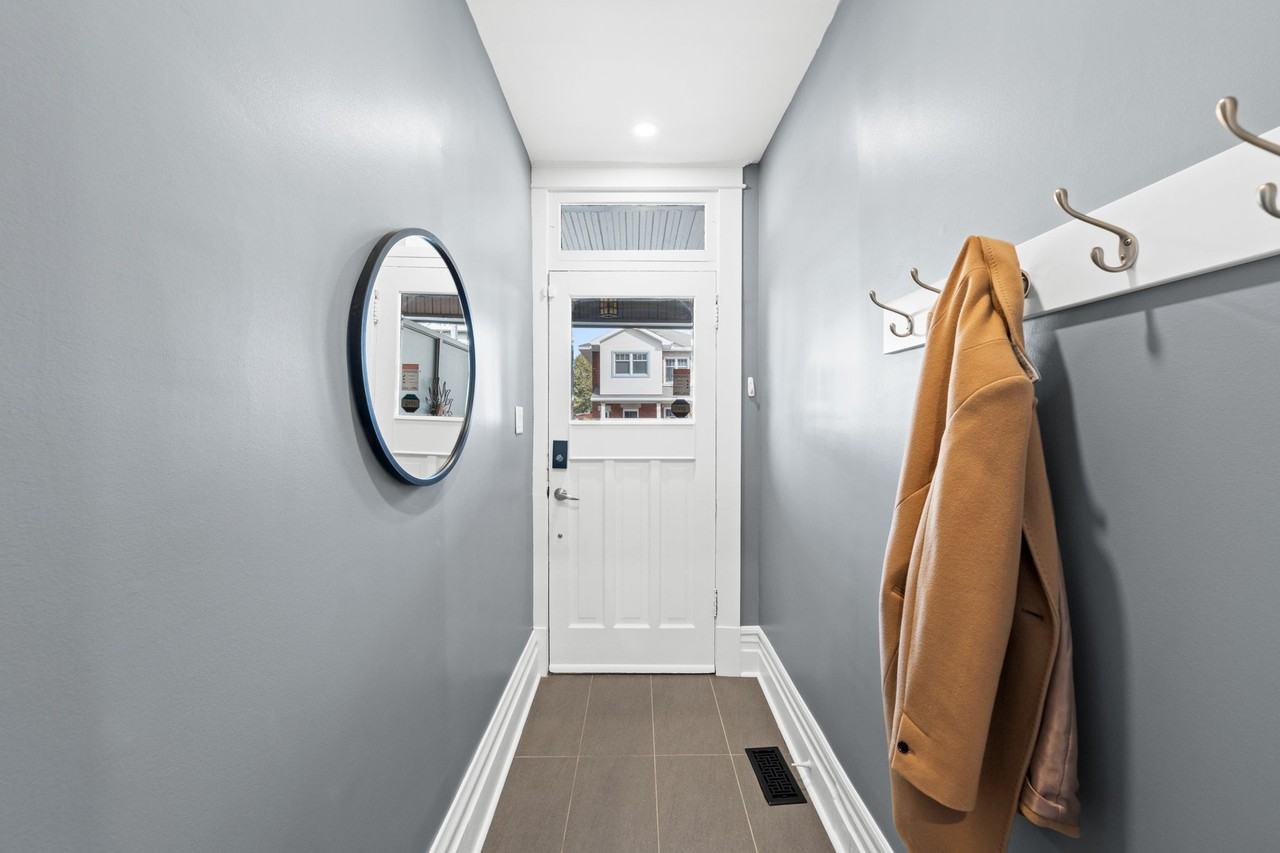 68 Brighton Ave - Photo 3 of 41