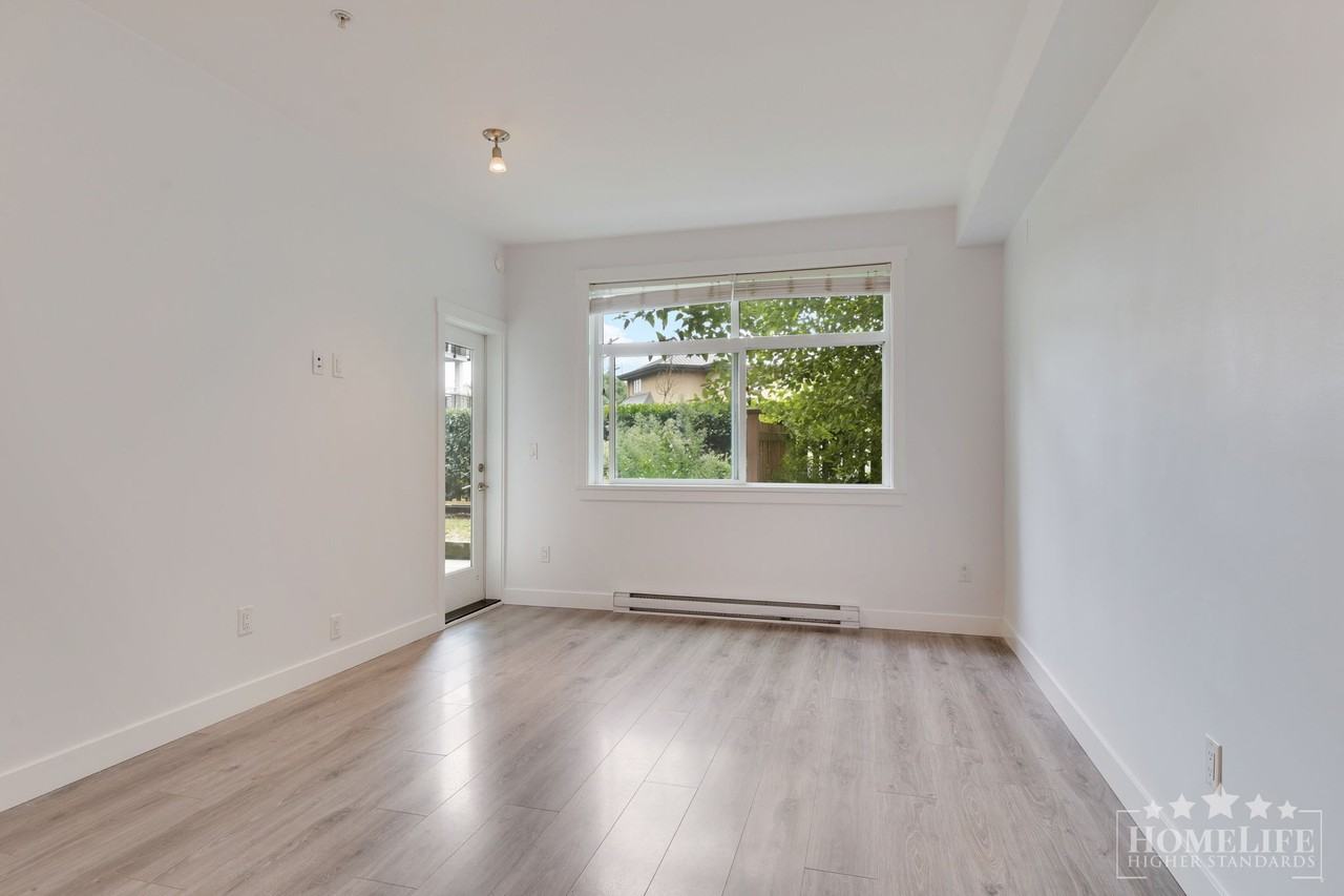 20686 Eastleigh Cres - Photo 5 of 25