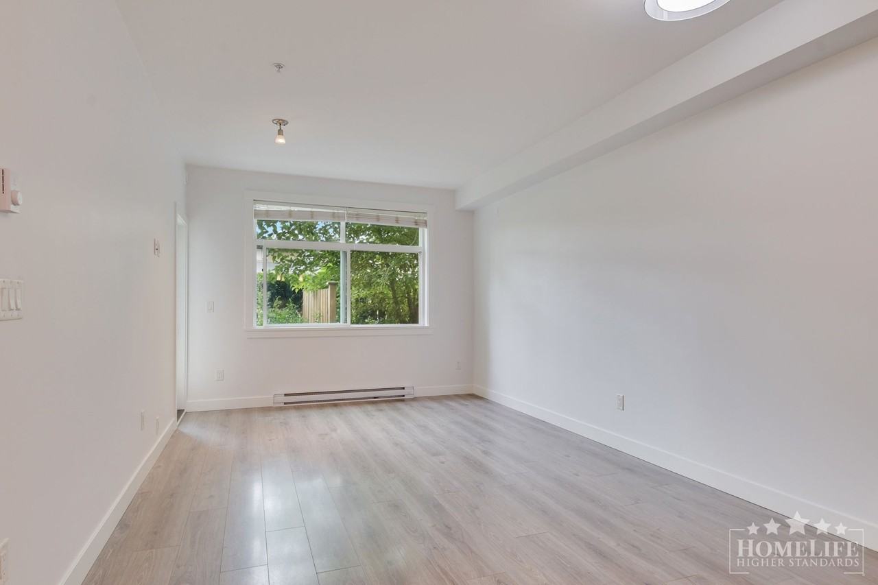 20686 Eastleigh Cres - Photo 6 of 25