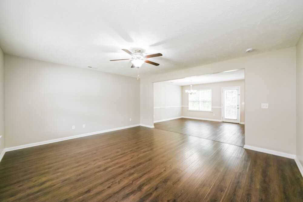 2919 Painted Pony Dr - Photo 4 of 17
