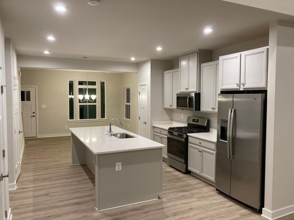2020 Rivers Dr #1 - Photo 6 of 11