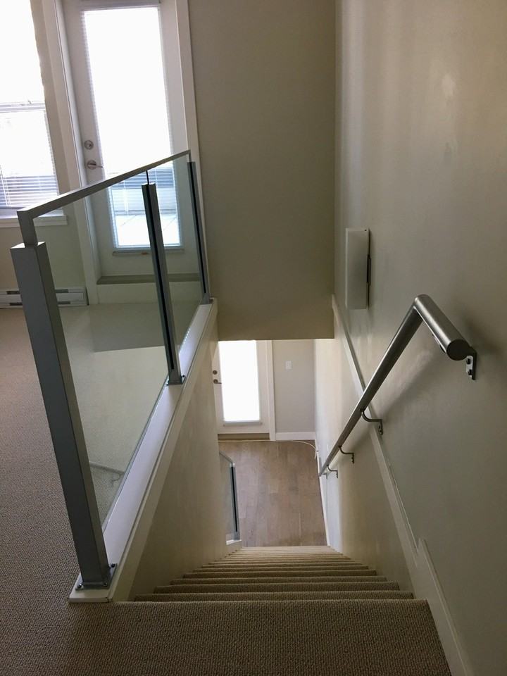 3090 Gladwin Rd - Photo 4 of 18