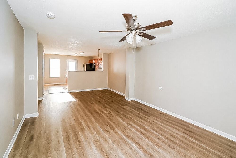 8021 Logan Dr - Photo 5 of 17