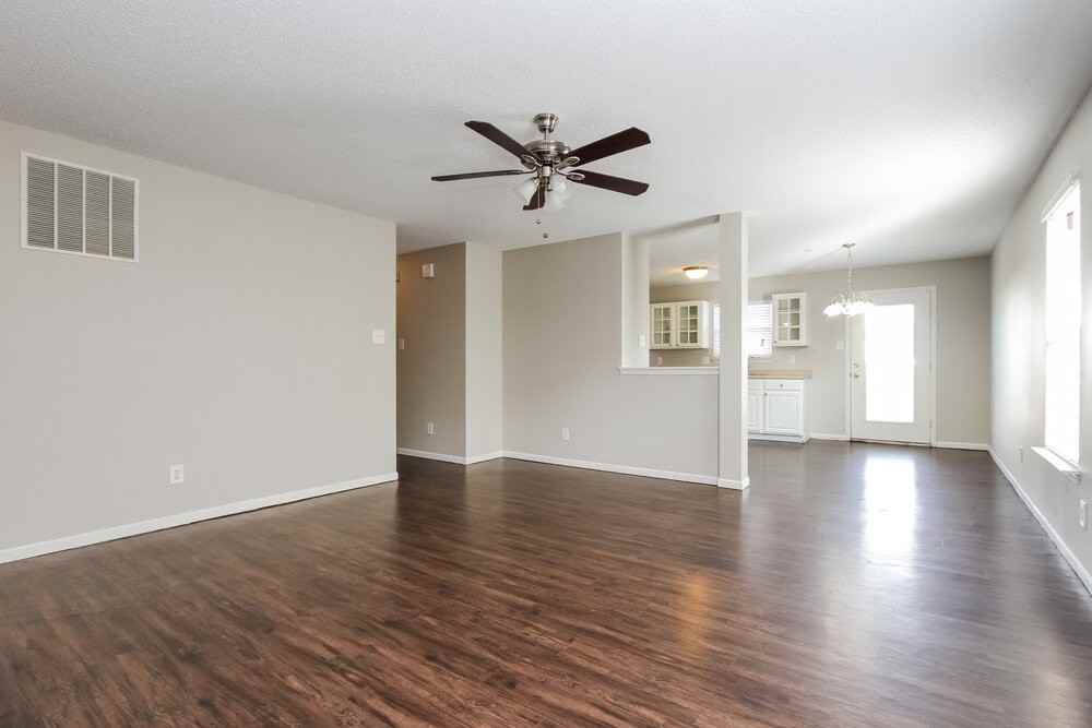 6715 Everbloom Ln - Photo 2 of 15