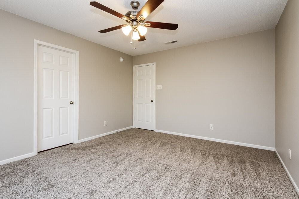 6715 Everbloom Ln - Photo 7 of 15