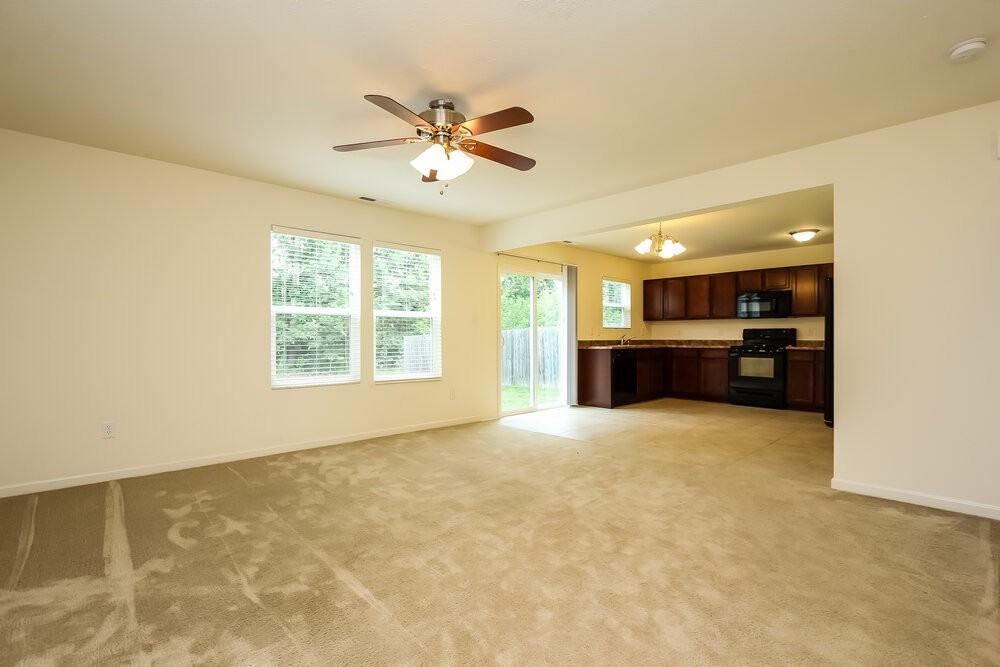 1192 N Aberdeen Dr - Photo 4 of 16