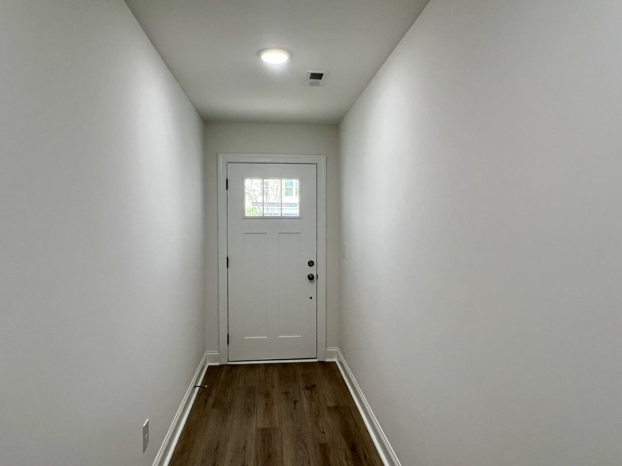 2132 Barrowcliffe Dr Nw #1 - Photo 3 of 34