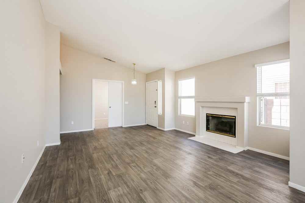 1724 Villa Vista Way - Photo 4 of 16