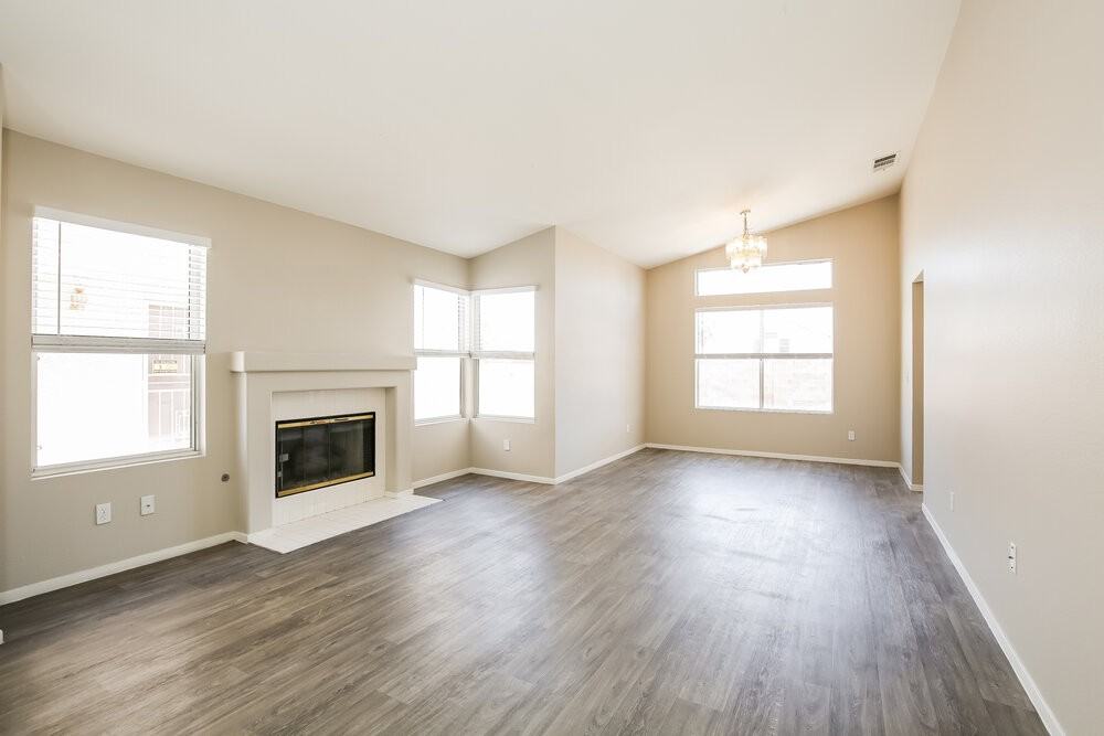 1724 Villa Vista Way - Photo 5 of 16