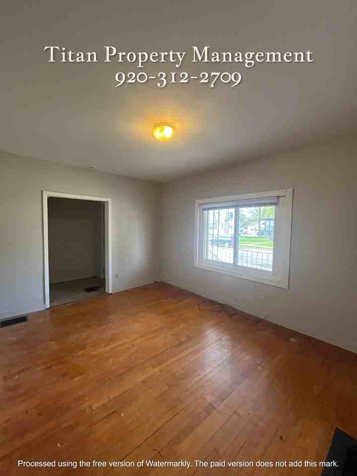 225 E Parkway Ave #1 - Photo 4 of 10