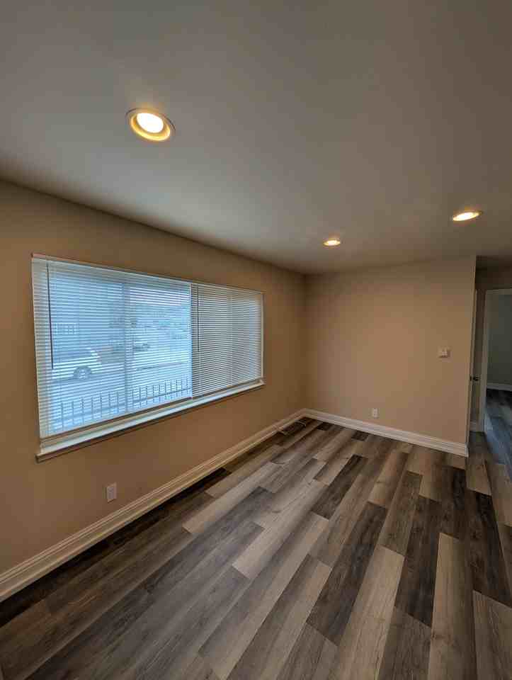 7231 Lockwood St #1 - Photo 5 of 10