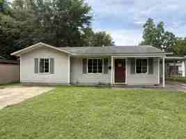 featured image of 2943 Hillcrest Ave