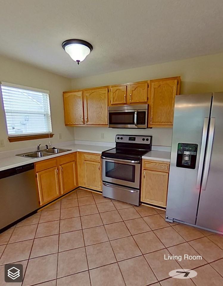 1526 Lionheart Ln #1 - Photo 4 of 10