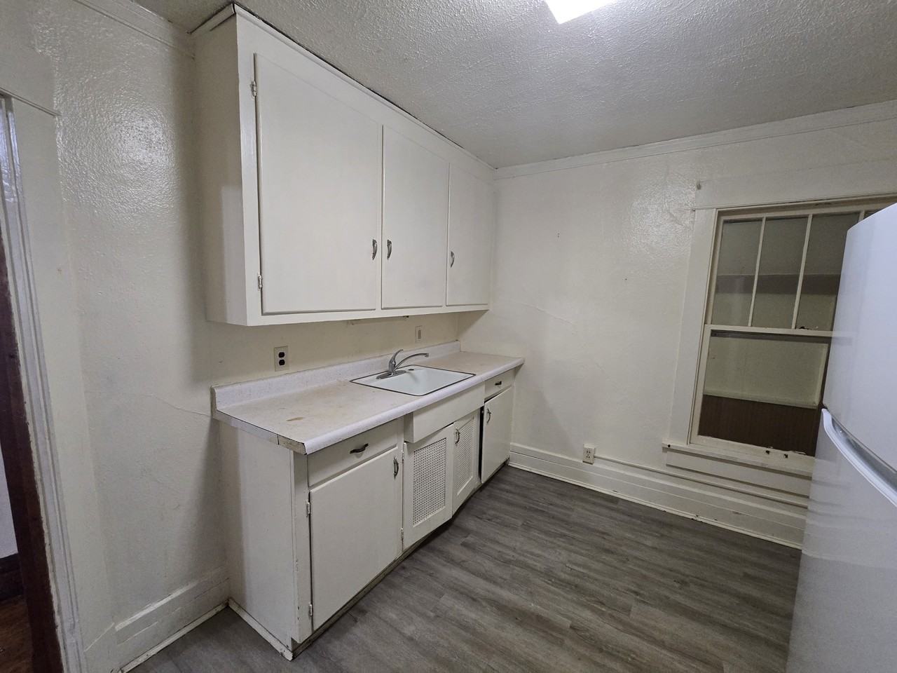 120 1/2 Harrison St #1 - Photo 2 of 24