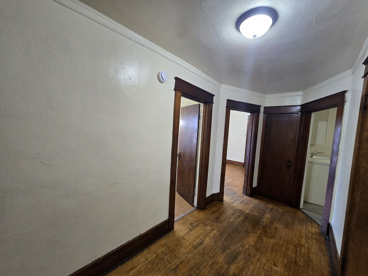 120 1/2 Harrison St #1 - Photo 6 of 24