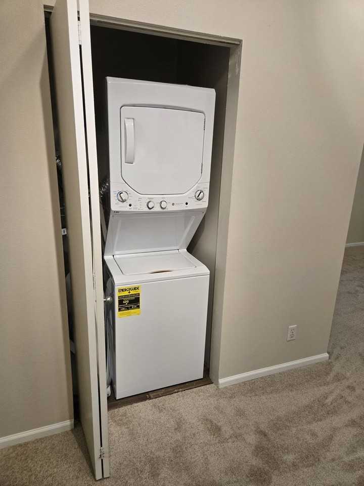 1531 Nw 61st St #303 - Photo 7 of 14