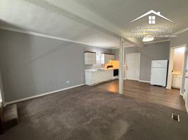 featured image of 808 Center St