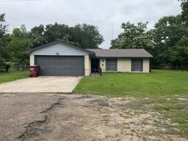 featured image of 900 W State Highway 243 #1