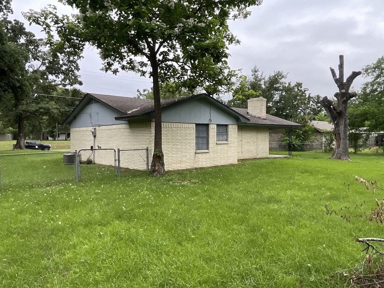 900 W State Highway 243 #1 - Photo 4 of 20