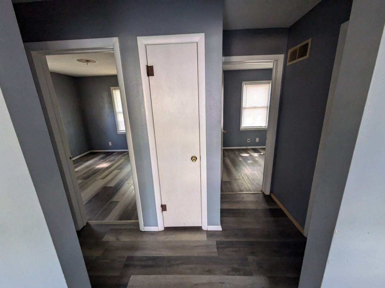 802 E London Ave #1 - Photo 6 of 7