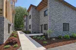 220 S 15th St #TH - Photo 1 of 1