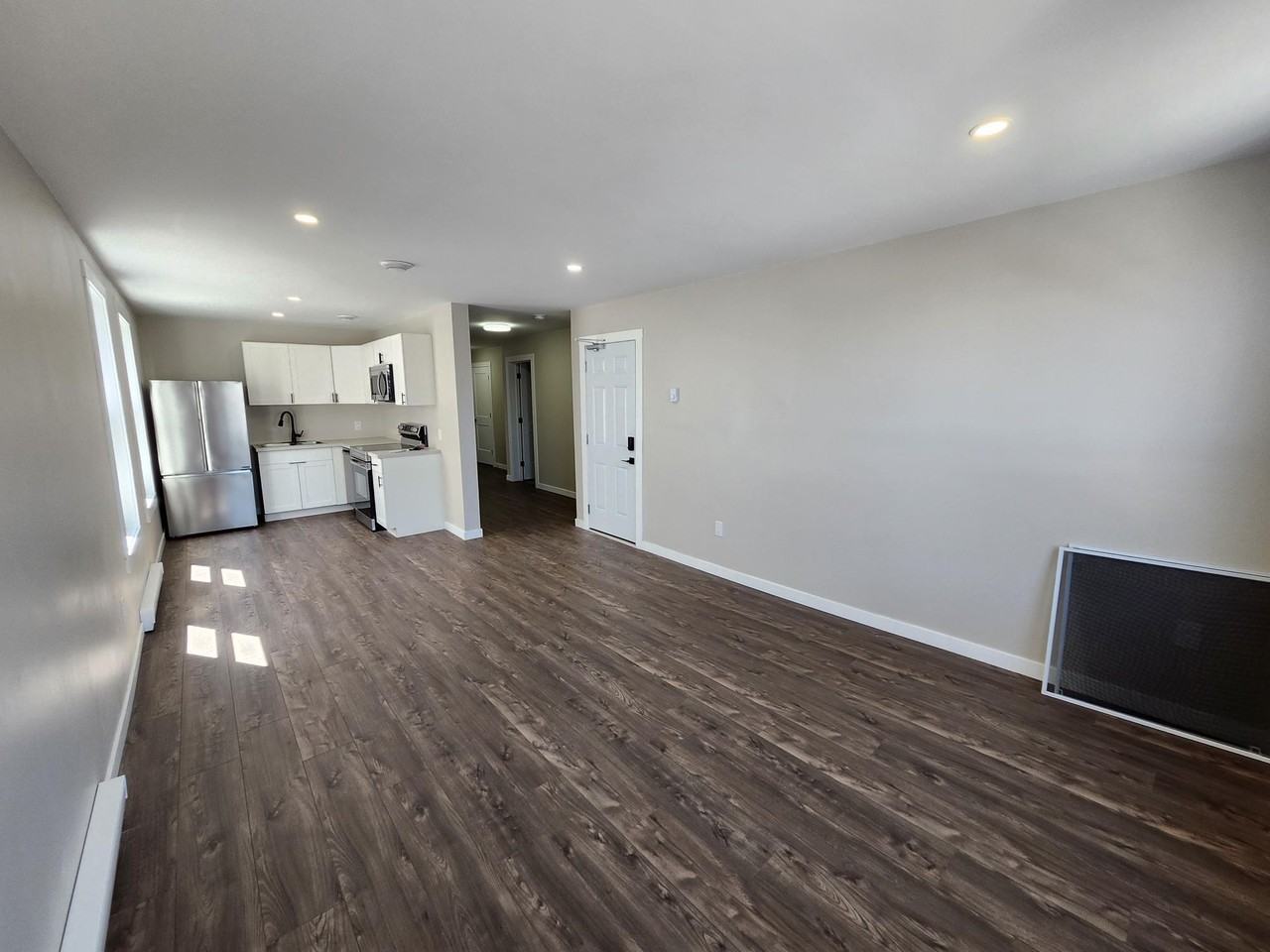 157 Adelaide St #2-157 - Photo 2 of 18