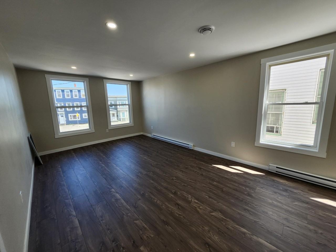 157 Adelaide St #2-157 - Photo 3 of 18