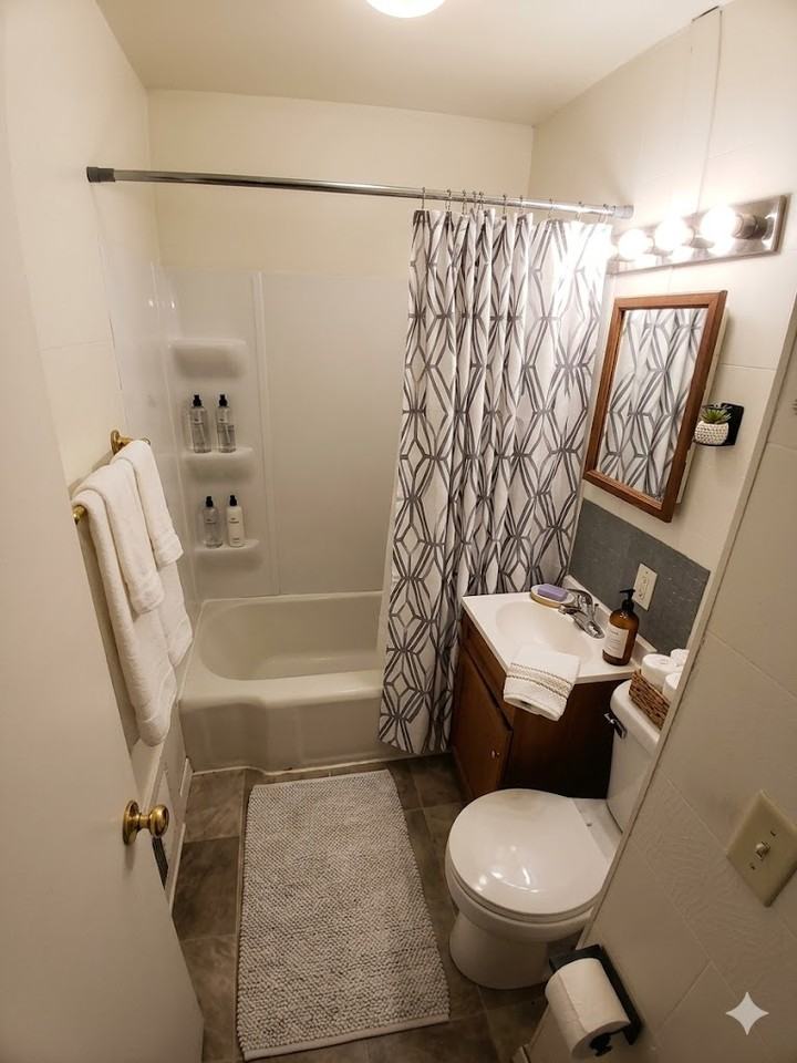 2208 Christina St #1 - Photo 5 of 7