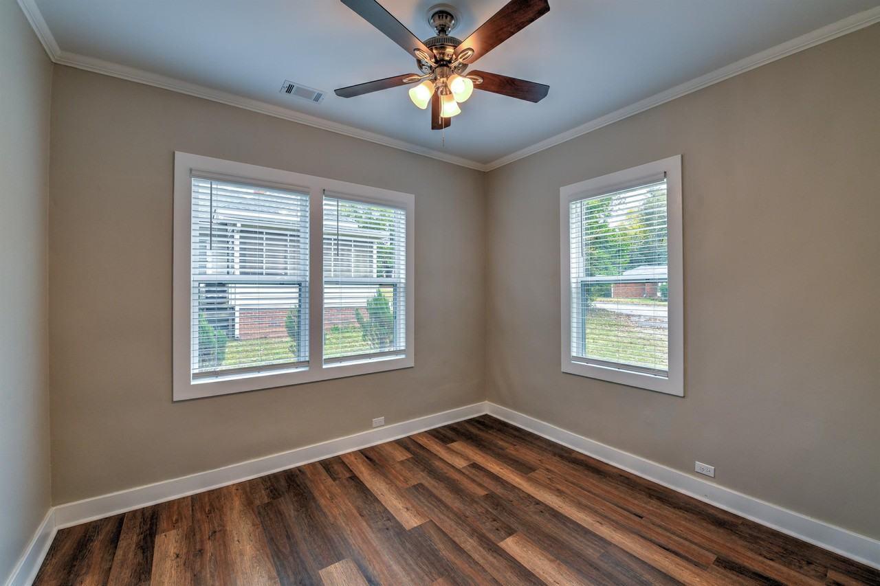 206 N Hankinson St #206 - Photo 7 of 14