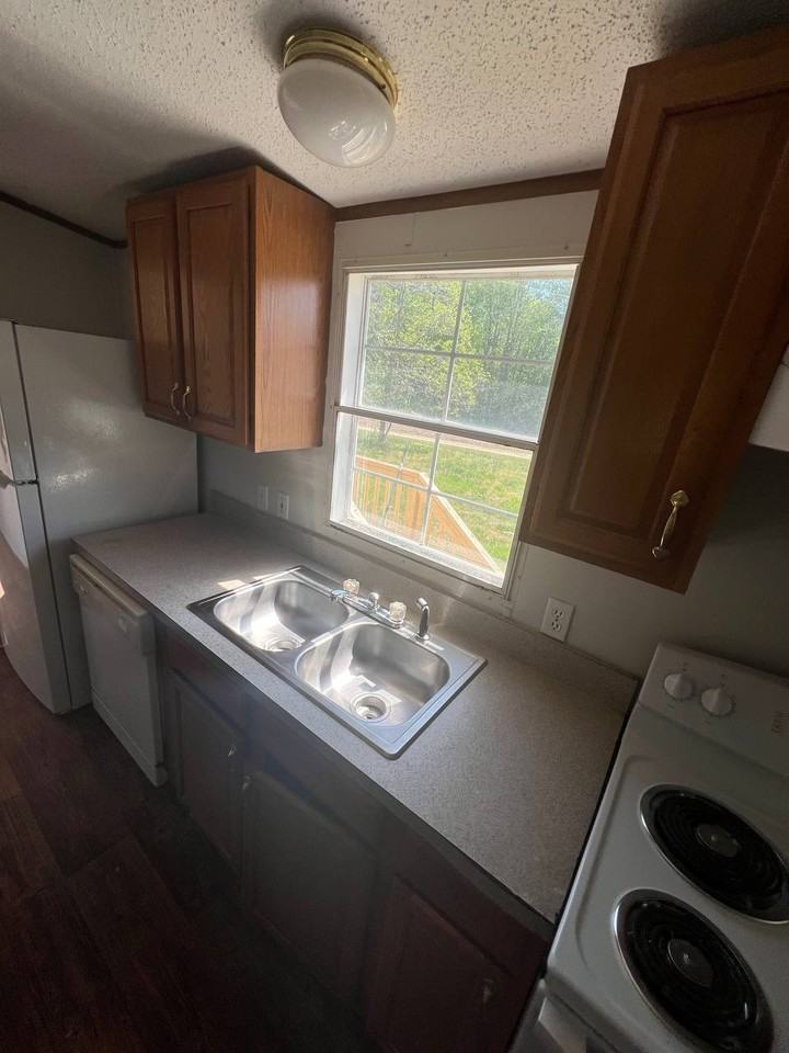 128 Reginald Russell Rd #1 - Photo 4 of 9