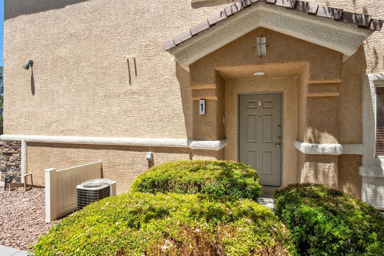 3520 Glorious Iris Pl #1 - Photo 2 of 26