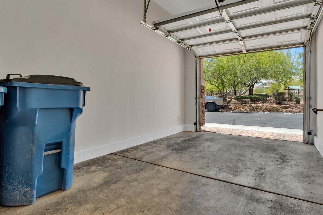 3520 Glorious Iris Pl #1 - Photo 3 of 26