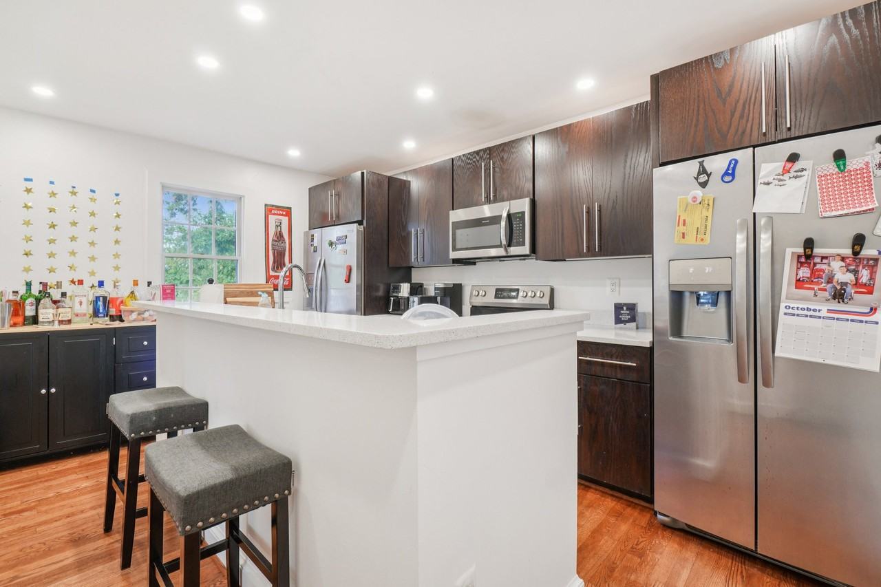 8305 48th Ave #1 - Photo 4 of 15
