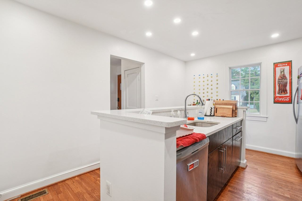 8305 48th Ave #1 - Photo 6 of 15