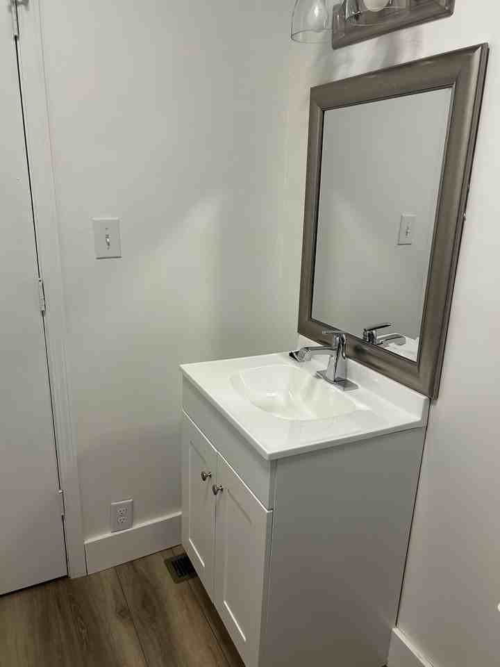 202 Morningside Dr #1 - Photo 3 of 20
