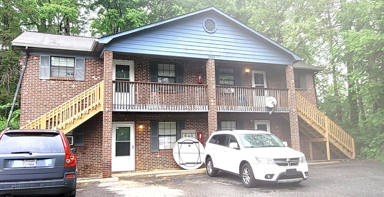 2505 Green Oaks Ct #C - Photo 7 of 7