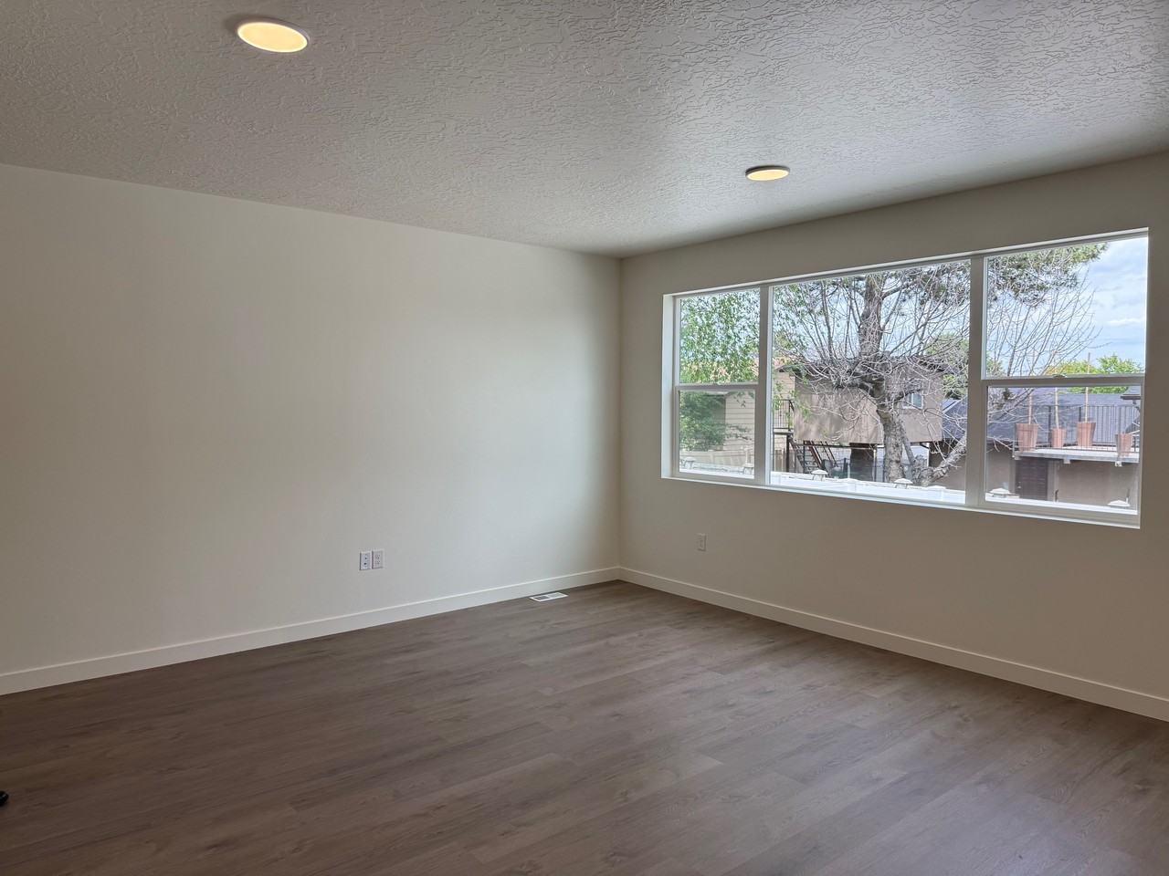 3550 W Franco Ct #1 - Photo 5 of 13