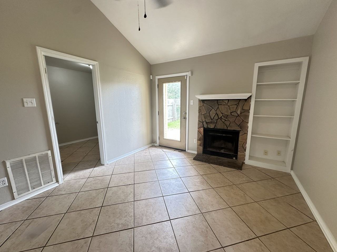 2878 Mackey Ln - Photo 2 of 10