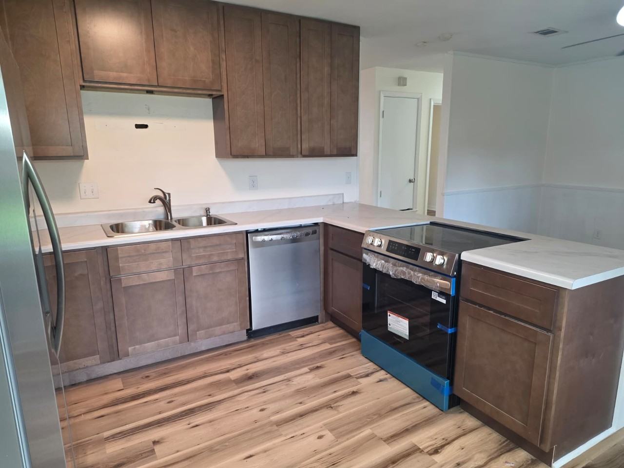 237 Saratoga Dr #1 - Photo 4 of 14