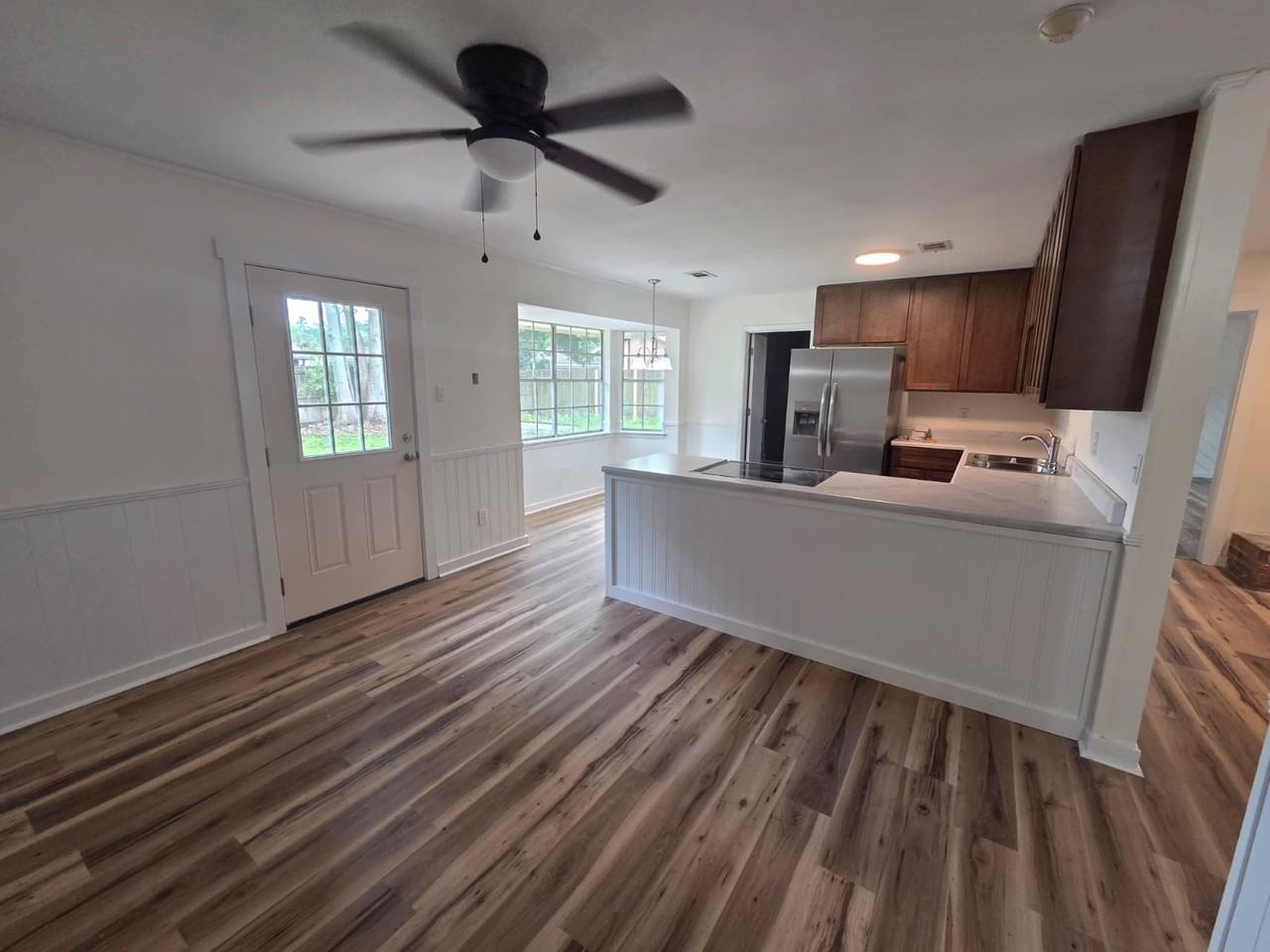 237 Saratoga Dr #1 - Photo 5 of 14