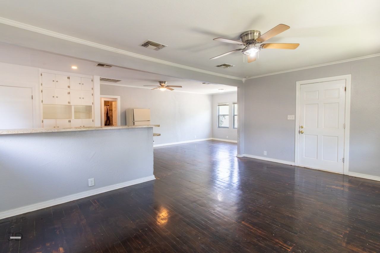 1611 Garfield St #1 - Photo 4 of 15
