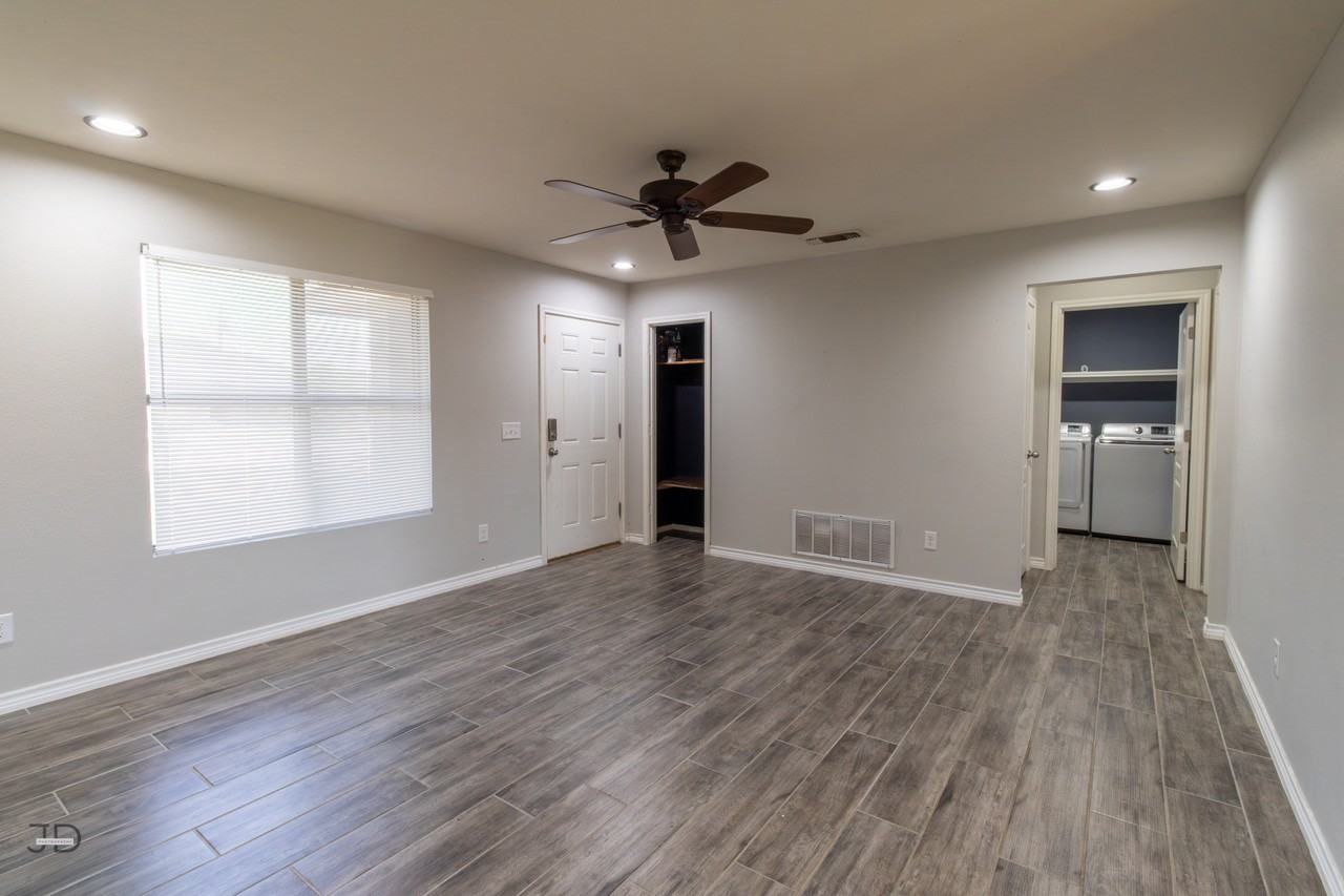 1218 Newman Ave #1 - Photo 4 of 22