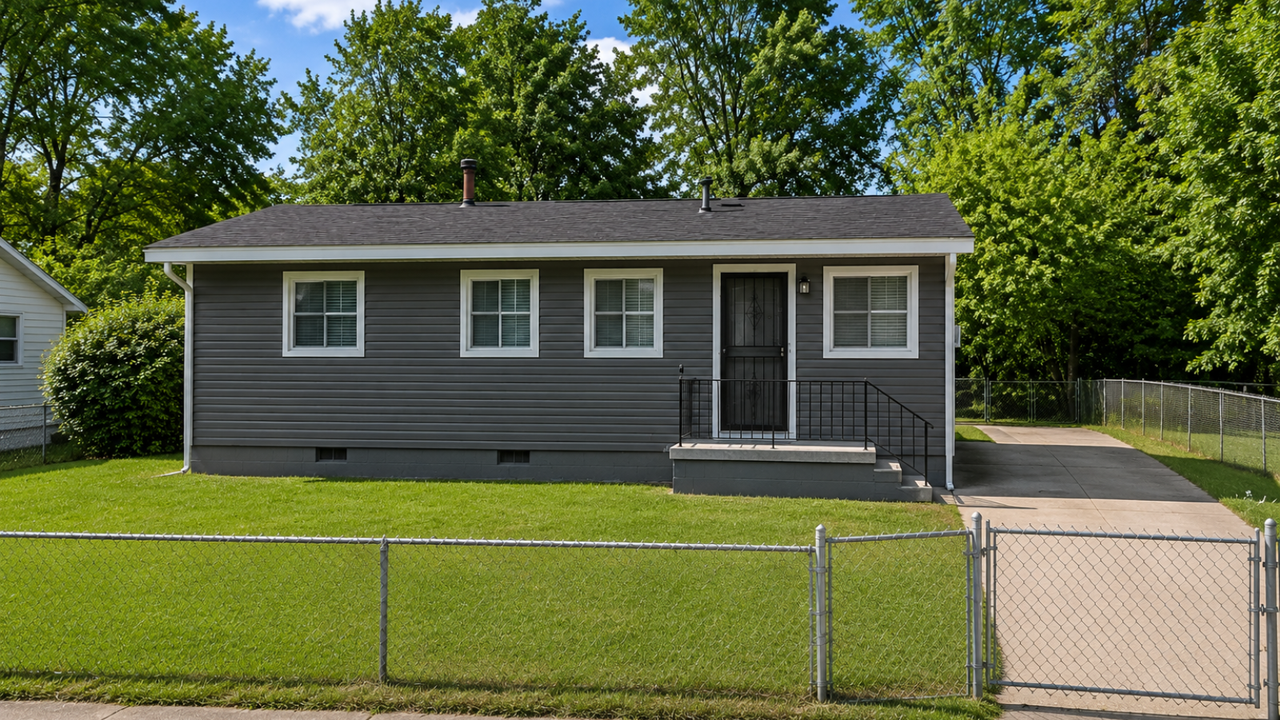 708 George Rd #1 - Photo 2 of 2