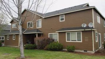featured image of 1813 Sw Reindeer Ave