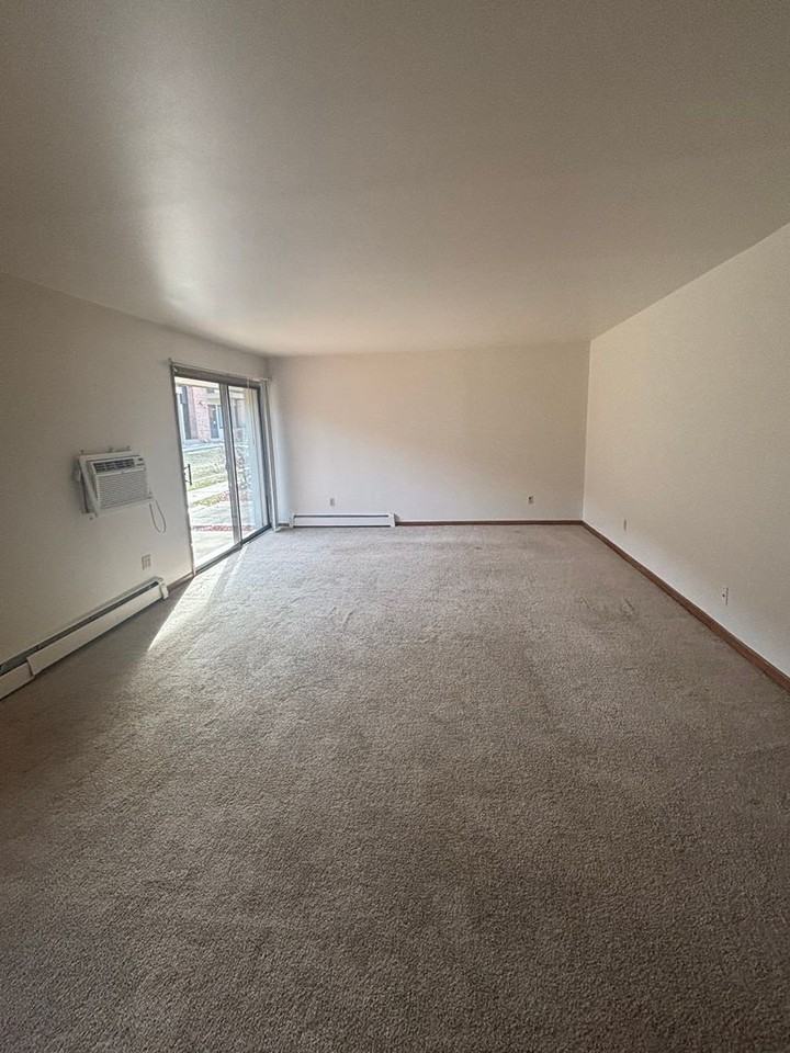 Parkview Place - Photo 2 of 13