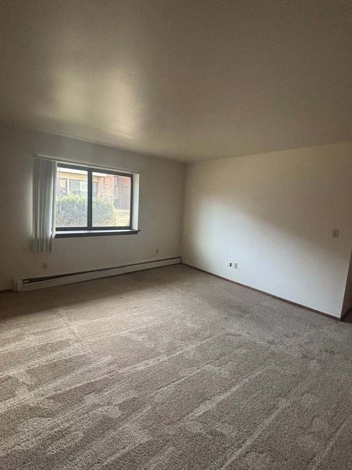 Parkview Place - Photo 6 of 13